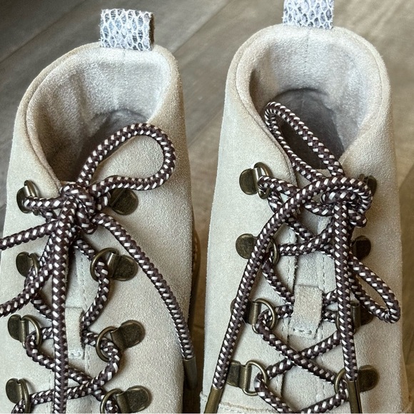 TOMS Womens Melrose Nubuck Ankle Wedge Booties - size 7.5 - Picture 10 of 15